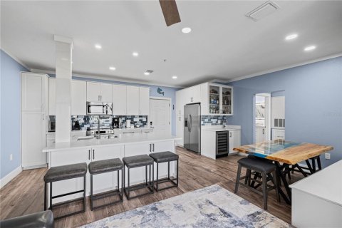 Condo in Tampa, Florida, 1 bedroom № 2112730 - photo 18