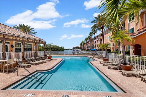 Condo in Tampa, Florida, 1 bedroom № 2112730 - photo 5
