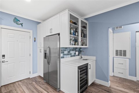 Condo in Tampa, Florida, 1 bedroom № 2112730 - photo 15