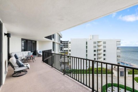 Condo in South Palm Beach, Florida, 2 bedrooms  № 2246477 - photo 6