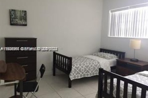 Купить кондоминиум в Майами-Бич, Флорида 2 спальни, 107.58м2, № 1985939 - фото 5