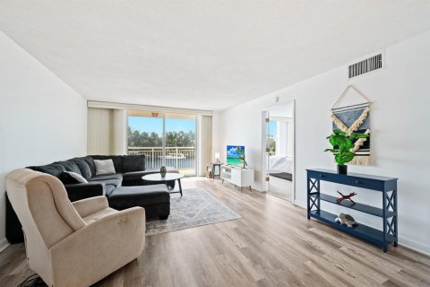 Copropriété à louer à Hillsboro Beach, Floride: 2 chambres, 92.9 m2 № 2174188 - photo 6