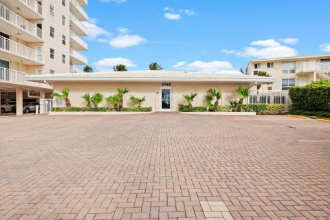 Copropriété à louer à Hillsboro Beach, Floride: 2 chambres, 92.9 m2 № 2174188 - photo 25