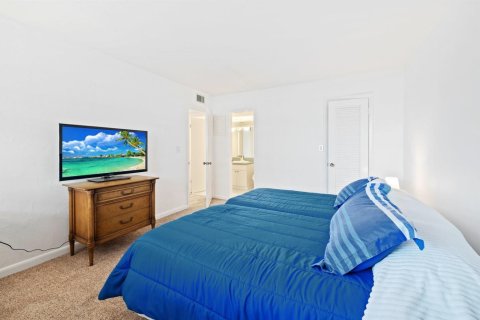 Copropriété à louer à Hillsboro Beach, Floride: 2 chambres, 92.9 m2 № 2174188 - photo 23