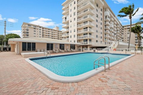 Copropriété à louer à Hillsboro Beach, Floride: 2 chambres, 92.9 m2 № 2174188 - photo 28