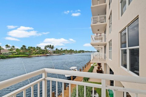 Copropriété à louer à Hillsboro Beach, Floride: 2 chambres, 92.9 m2 № 2174188 - photo 12