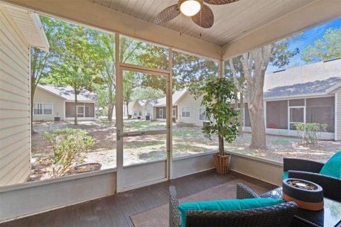 Condo in Gainesville, Florida, 1 bedroom  № 1808625 - photo 24