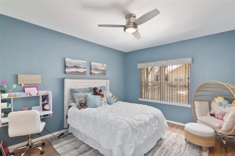 Condo in Gainesville, Florida, 1 bedroom  № 1808625 - photo 21