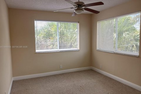 Copropriété à vendre à Tamarac, Floride: 1 chambre, 64.57 m2 № 2091356 - photo 8
