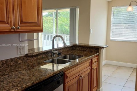 Copropriété à vendre à Tamarac, Floride: 1 chambre, 64.57 m2 № 2091356 - photo 7