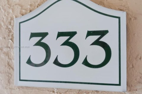 Copropriété à vendre à Tamarac, Floride: 1 chambre, 64.57 m2 № 2091356 - photo 2