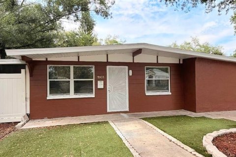 Villa ou maison à Tampa, Floride 4 chambres, 116.31 m2 № 2156837
