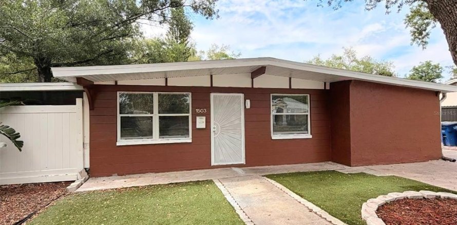 Villa ou maison à Tampa, Floride 4 chambres, 116.31 m2 № 2156837