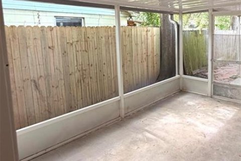 Villa ou maison à vendre à Tampa, Floride: 4 chambres, 116.31 m2 № 2156837 - photo 7