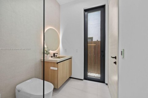 Купить виллу или дом в Форт-Лодердейл, Флорида 4 спальни, 353.4м2, № 1975750 - фото 20