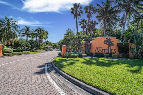 Villa ou maison à louer à Vero Beach, Floride: 3 chambres, 211.07 m2 № 1161898 - photo 1