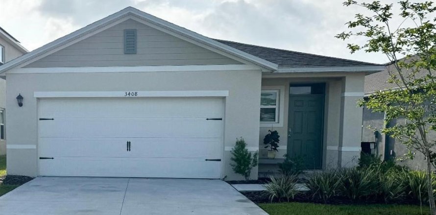 House in Winter Haven, Florida 4 bedrooms, 159.14 sq.m. № 2231952