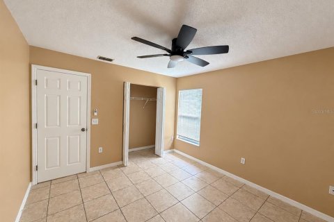 House in Sarasota, Florida 3 bedrooms, 127.83 sq.m. № 2403712 - photo 9