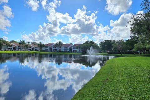 Copropriété à louer à Coconut Creek, Floride: 2 chambres, 90.58 m2 № 2402026 - photo 17
