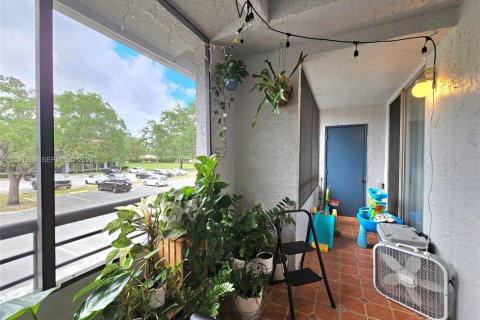 Copropriété à louer à Coconut Creek, Floride: 2 chambres, 90.58 m2 № 2402026 - photo 5