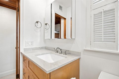 Immobilier commercial à louer à Fort Lauderdale, Floride: 3 pièces, 53.88 m2 № 2350824 - photo 27