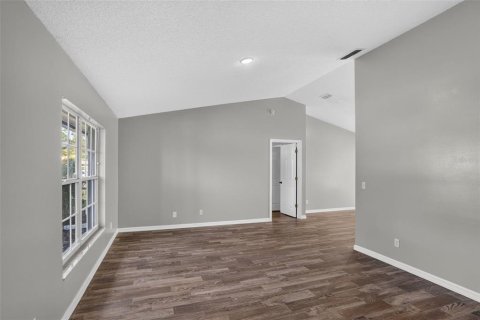 Villa ou maison à vendre à Kissimmee, Floride: 3 chambres, 153.94 m2 № 2424182 - photo 17