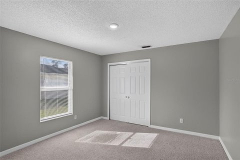 Villa ou maison à vendre à Kissimmee, Floride: 3 chambres, 153.94 m2 № 2424182 - photo 30