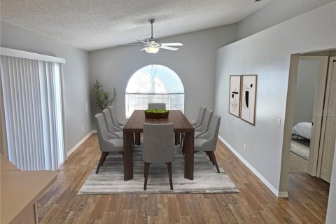 Villa ou maison à vendre à Kissimmee, Floride: 3 chambres, 153.94 m2 № 2424182 - photo 6