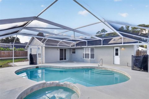 Villa ou maison à vendre à Kissimmee, Floride: 3 chambres, 153.94 m2 № 2424182 - photo 2