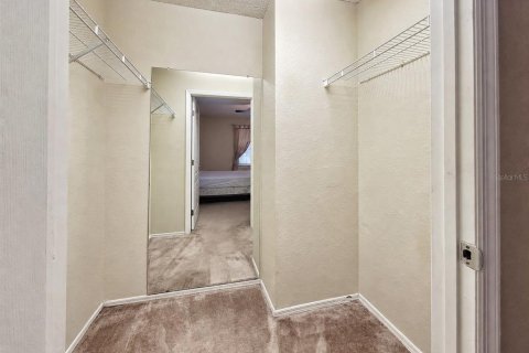 Condo in Gainesville, Florida, 1 bedroom № 2370682 - photo 16