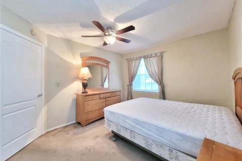 Condo in Gainesville, Florida, 1 bedroom № 2370682 - photo 12