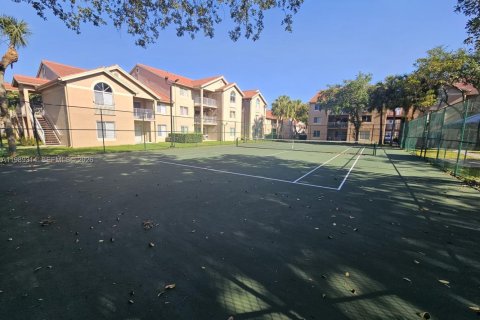 Copropriété à louer à Miami, Floride: 3 chambres, 110.55 m2 № 2051495 - photo 12