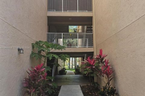 Copropriété à louer à Miami, Floride: 3 chambres, 110.55 m2 № 2051495 - photo 5