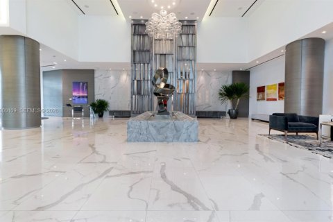 Copropriété à louer à North Miami Beach, Floride: 2 chambres, 135.54 m2 № 2170129 - photo 23