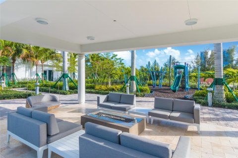 Copropriété à louer à North Miami Beach, Floride: 2 chambres, 135.54 m2 № 2170129 - photo 12