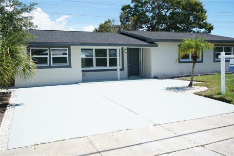 Casa en Oldsmar, Florida 4 dormitorios, 160.91 m2 № 2360564