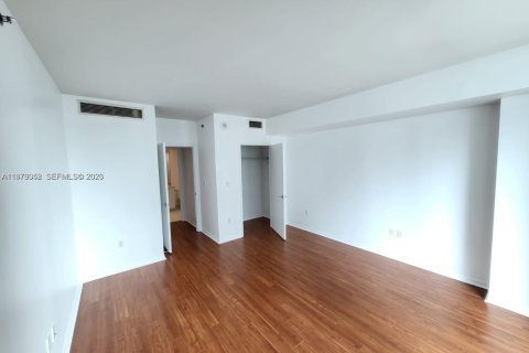 Снять в аренду кондоминиум в Майами, Флорида 1 спальня, 68.56м2, № 2044726 - фото 12