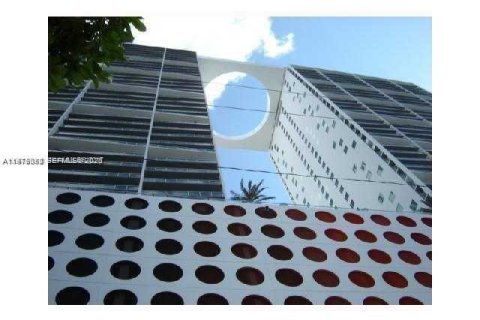 Снять в аренду кондоминиум в Майами, Флорида 1 спальня, 68.56м2, № 2044726 - фото 15