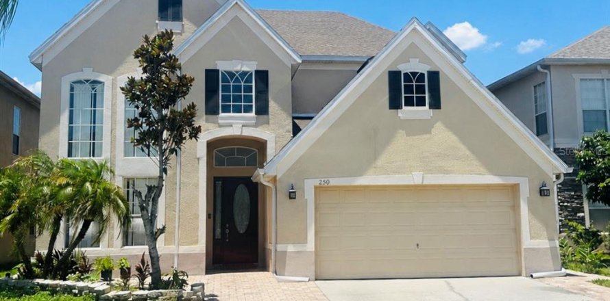 Casa en Orlando, Florida 3 dormitorios, 245.35 m2 № 2226018