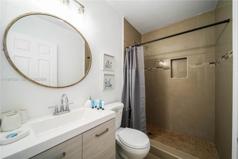 Immobilier commercial à vendre à Miami, Floride: 147.53 m2 № 2004610 - photo 22