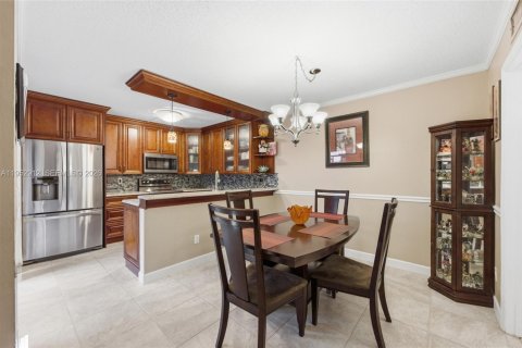 Townhouse in Davie, Florida 3 bedrooms, 153.66 sq.m. № 2026582 - photo 5