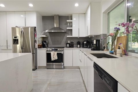 Casa en venta en Davie, Florida, 4 dormitorios, 216.09 m2 № 1889961 - foto 10