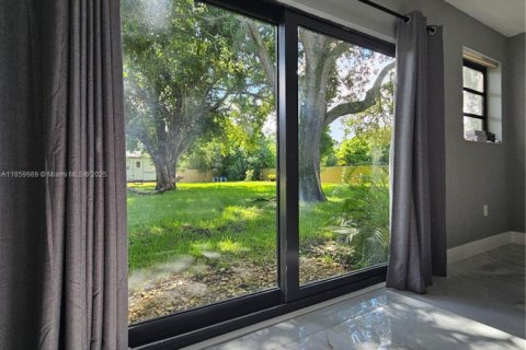 Casa en venta en Davie, Florida, 4 dormitorios, 216.09 m2 № 1889961 - foto 27