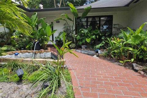 Casa en venta en Davie, Florida, 4 dormitorios, 216.09 m2 № 1889961 - foto 7