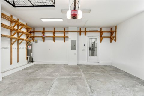 Casa en venta en Coral Springs, Florida, 3 dormitorios, 171.5 m2 № 1801072 - foto 18