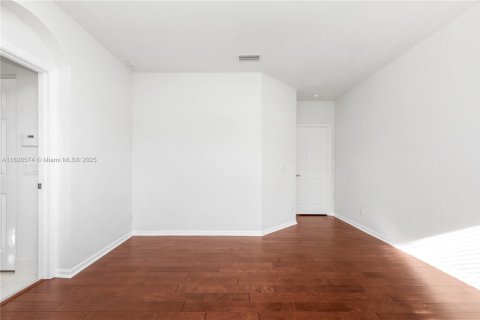 Casa en venta en Coral Springs, Florida, 3 dormitorios, 171.5 m2 № 1801072 - foto 29