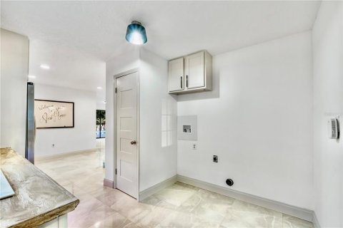 Villa ou maison à vendre à Fruitland Park, Floride: 3 chambres, 184.6 m2 № 2148500 - photo 17