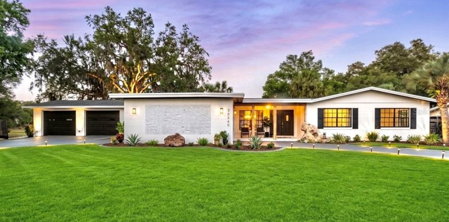 Villa ou maison à Fruitland Park, Floride 3 chambres, 184.6 m2 № 2148500