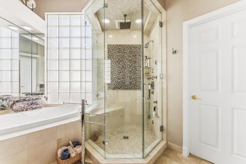House in Boca Raton, Florida 3 bedrooms, 286.7 sq.m. № 2188448 - photo 27