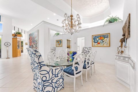 House in Boca Raton, Florida 3 bedrooms, 286.7 sq.m. № 2188448 - photo 8